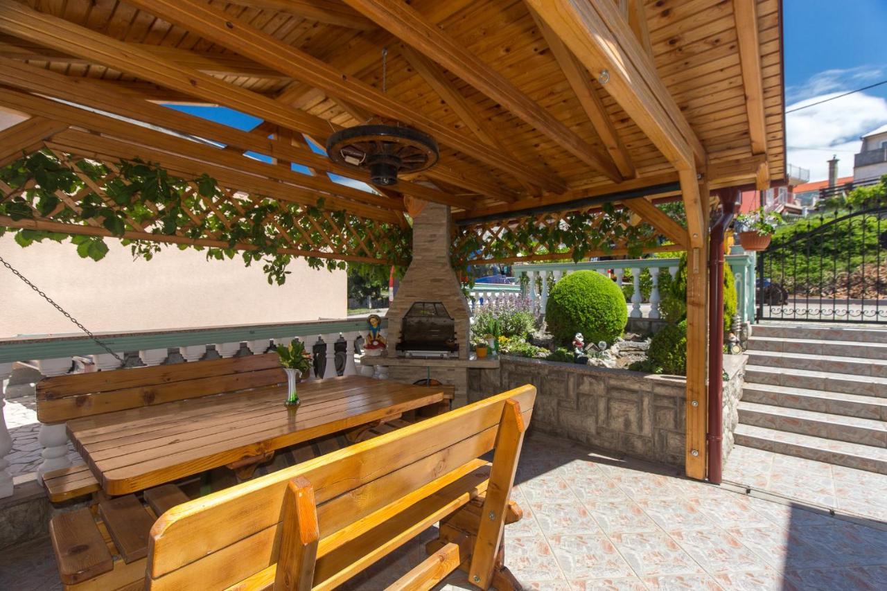 Apartments Bionda Сень Екстер'єр фото