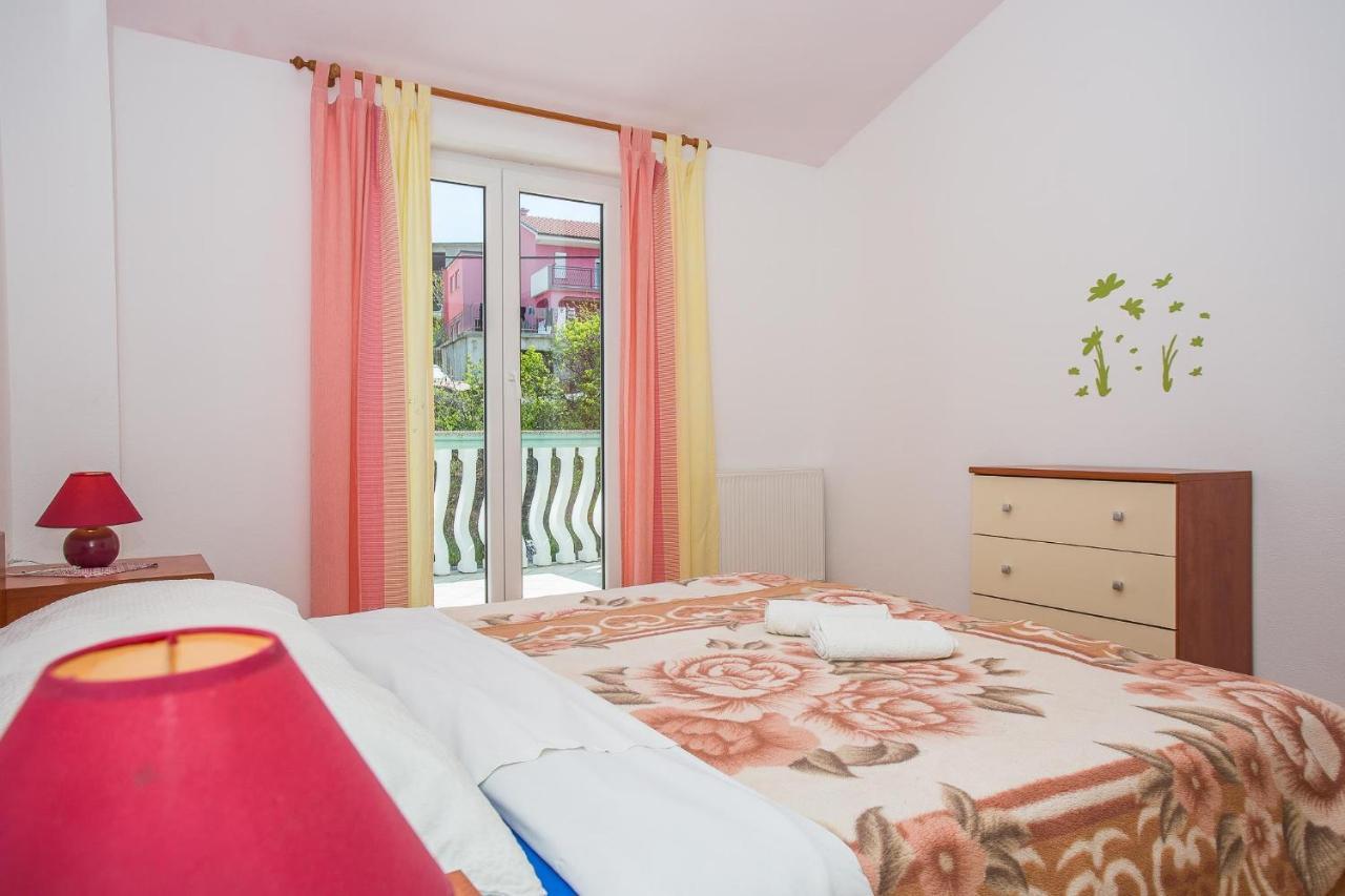 Apartments Bionda Сень Екстер'єр фото
